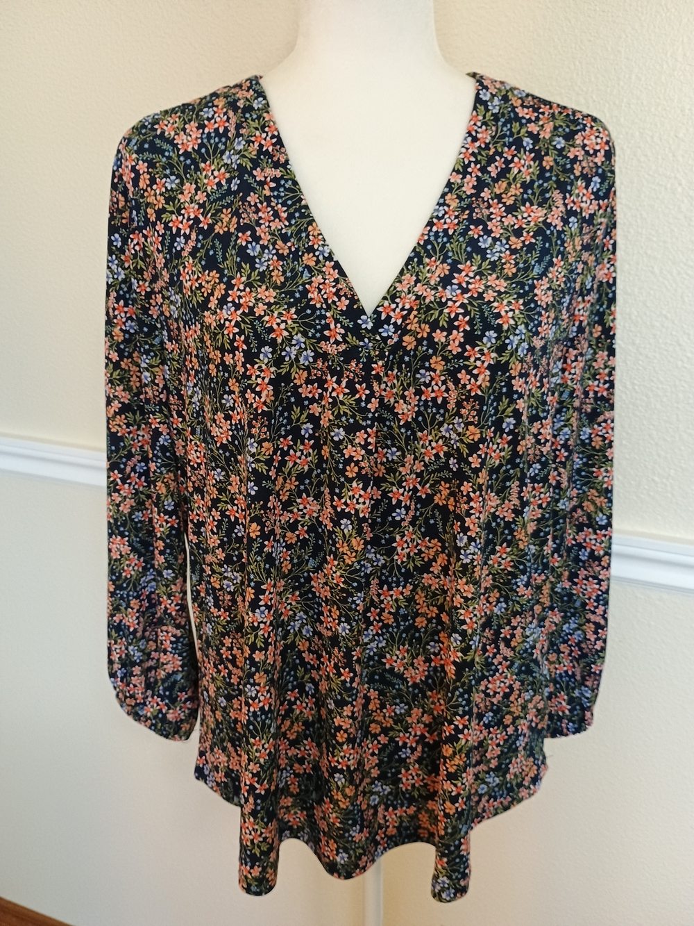 Vince Camuto Floral Top